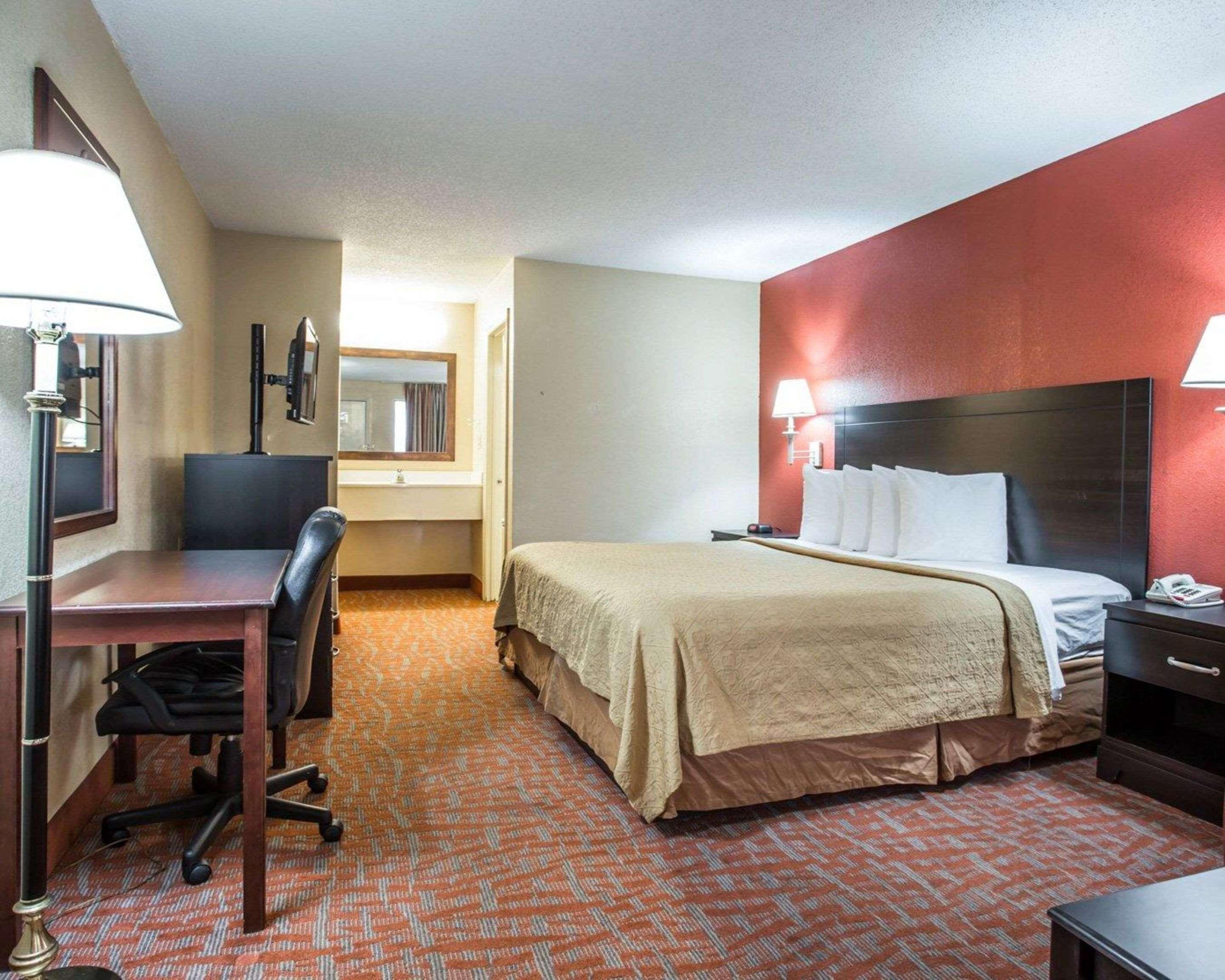 Quality Inn & Suites Monroe Luaran gambar