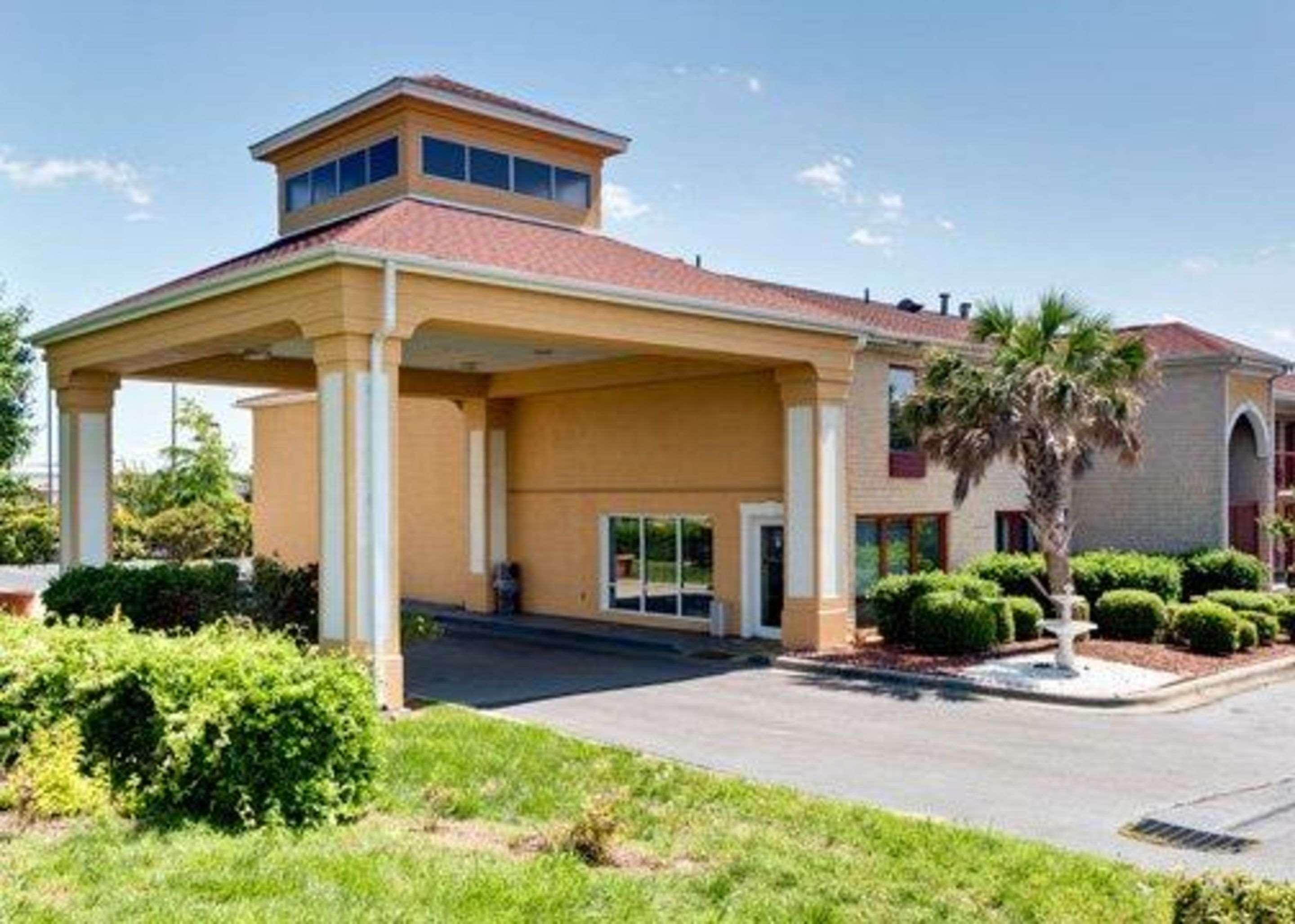 Quality Inn & Suites Monroe Luaran gambar